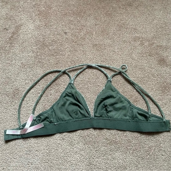 Victoria’s Secret Sage Green Crushed Velvet Bralette - XS - Picture 4 of 4